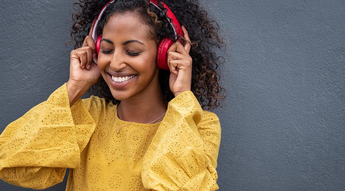 La música: El lenguaje que transforma la comunicación en la radio actual