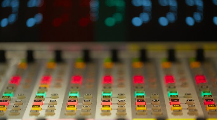 20 frases que mejoran tu imagen pública como locutor de radio