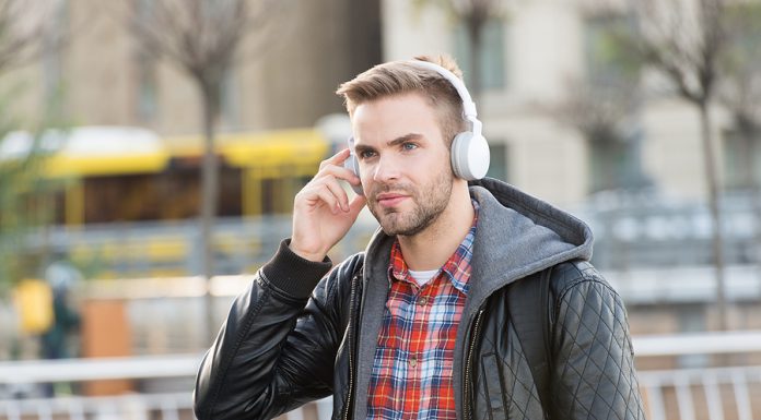 Los 20 Podcasts más escuchados en Latinoamérica / enero 2026