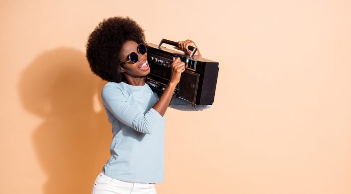 AM/FM, el medio con mayor impacto y confianza en el consumidor afroamericano