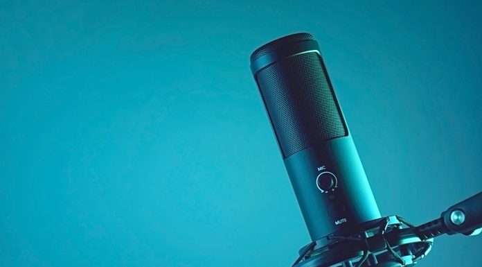 De presentador de canciones a creador de contenido en AM/FM