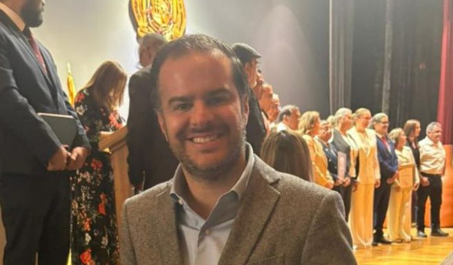 Dan reconocimiento póstumo a José Laris Iturbide, pilar de la radio en México