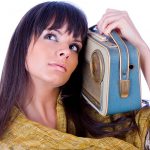 Nielsen: En 2026 la radio llega al 94 % de los hispanos en EE. UU.