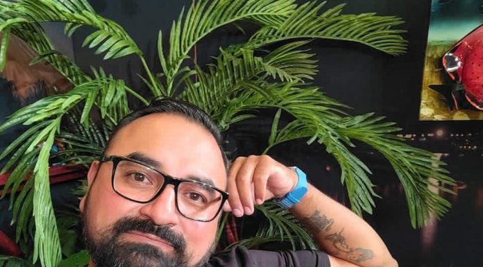 Carlos ‘El Choco’/Creador digital; La construcción de la comedia desde el escenario y el podcast