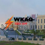 WKAQ 580 AM, la emisora hispana de AM con más audiencia acumulada en EE. UU.