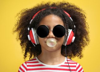 Grupos radiofónicos más escuchados vía online en LATAM / abril 2026