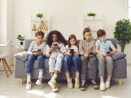 La Generación Alpha no sintoniza, interactúa: el reto urgente para la radio