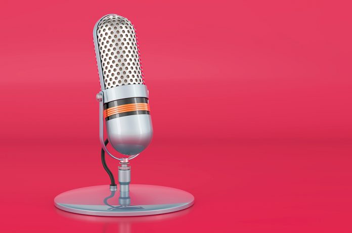 Retro Microphone In Trending Viva Magenta Colors, 3d Rendering