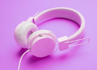 Grupos radiofónicos hispanos en EE. UU. más escuchados online / mayo 2026