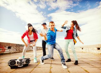 ¿Puede la radio ser el medio de los jóvenes?
