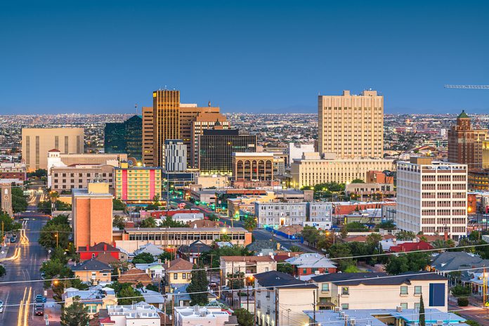 El Paso, Texas, USA downtown city skyline at dusk with Juarez,