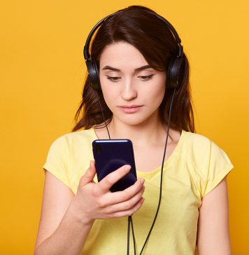 Grupos radiofónicos hispanos en EE. UU. más escuchados online / junio 2026