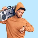 Menos tiempo, más conexión: El reto de la radio actual