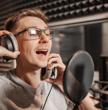 10 consejos para mejorar la manera como hablamos al aire