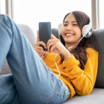 Los consumidores de podcasts siguen alternando entre audio y vídeo