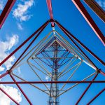 ¿Cómo conseguir una emisora de radio en Colombia?